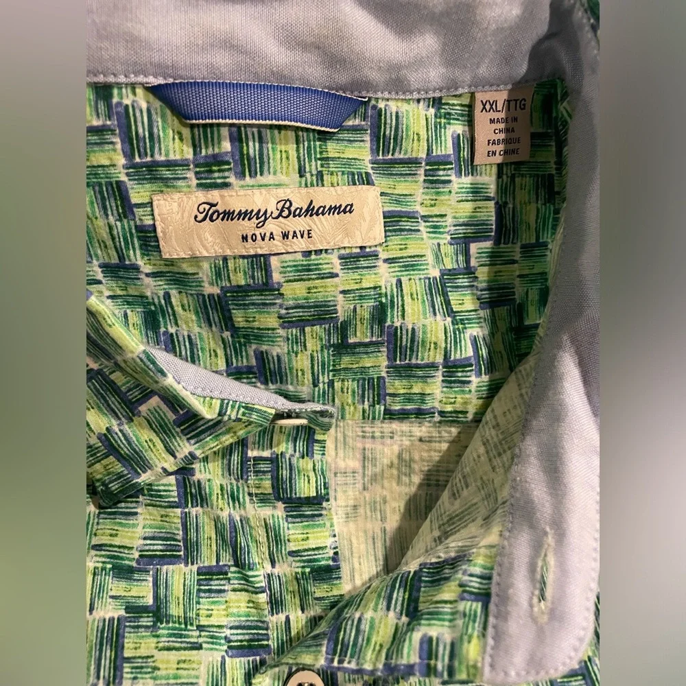 Tommy Bahama Men’s Nova Wave Camp Shirt,short sleeve,button down,XXL, blue/green - Picture 2 of 4